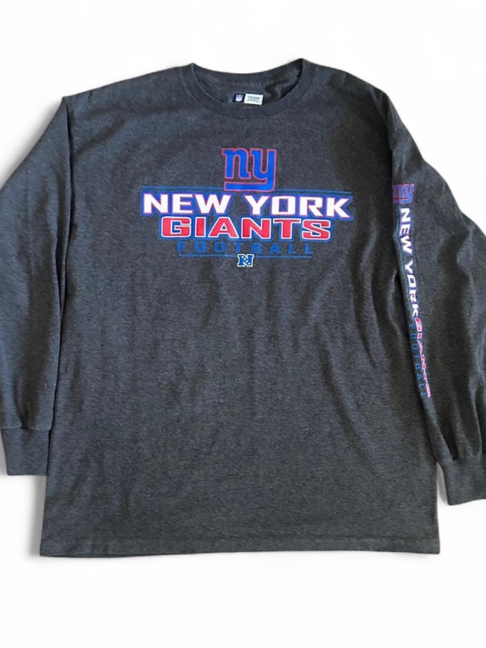 New York Giants Dark Gray Long Sleeve Tee - Official NFL Team Shirt Men’s XL
